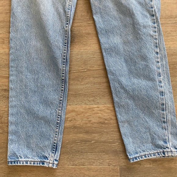 Chic Vintage High Rise Straight Tapered Leg 90s Faded Distressed Mom Jeans - Picture 6 of 12